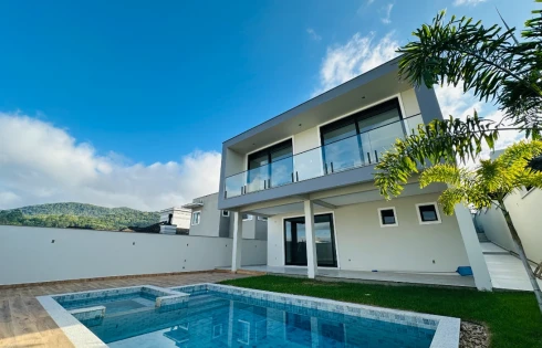 Casa com 4 quartos em Pedra Branca, Palhoça