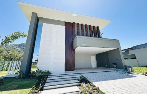 Casa com 4 quartos em Pedra Branca, Palhoça