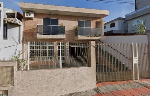 Casa com 5 quartos em Coloninha, Florianópolis