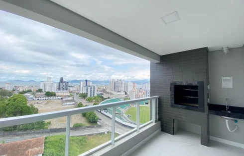 Apartamento com 2 quartos em Estreito, Florianópolis