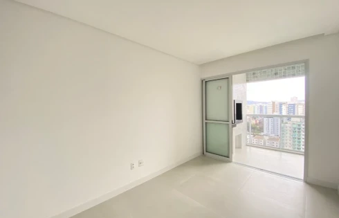 Apartamento com 2 quartos em Kobrasol, São José