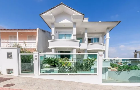 Casa com 4 quartos em Itaguaçu, Florianópolis