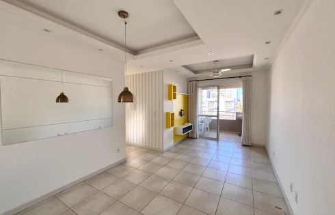 Apartamento com 3 quartos em Estreito, Florianópolis
