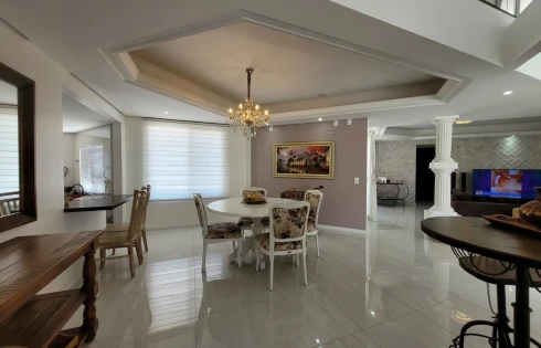 Casa com 4 quartos em Centro, Florianópolis