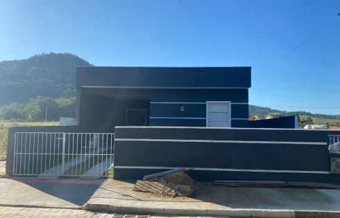 Casa com 3 quartos em Forquilhas, São José