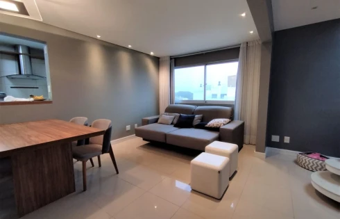 Apartamento com 2 quartos em Estreito, Florianópolis
