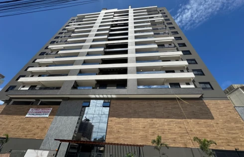 Apartamento com 4 quartos em Nossa Senhora do Rosário, São José