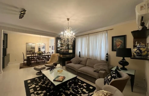 Apartamento com 2 quartos em Centro, Florianópolis