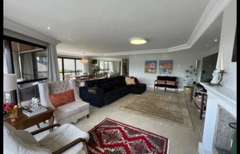 Apartamento com 4 quartos em Centro, Florianópolis