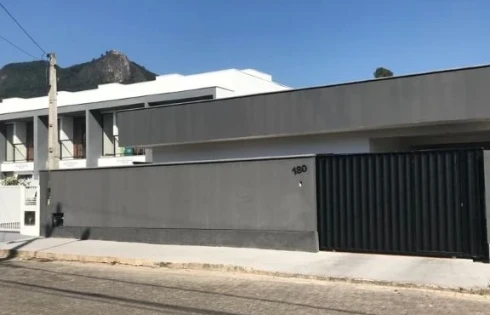 Casa com 3 quartos em Sertão do Maruim, São José