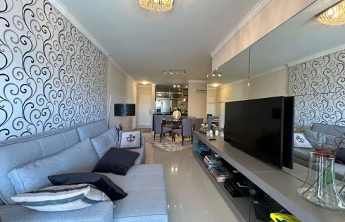 Apartamento com 3 quartos em Estreiito, Florianópolis