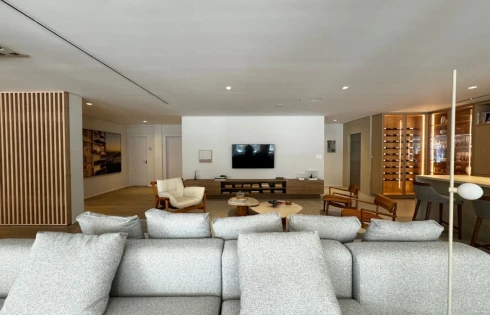 Apartamento com 3 quartos em Centro, Florianópolis