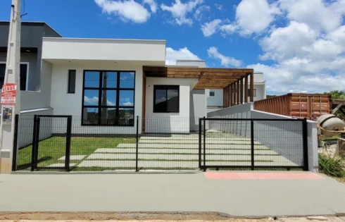Casa com 3 quartos em Forquilhas, São José
