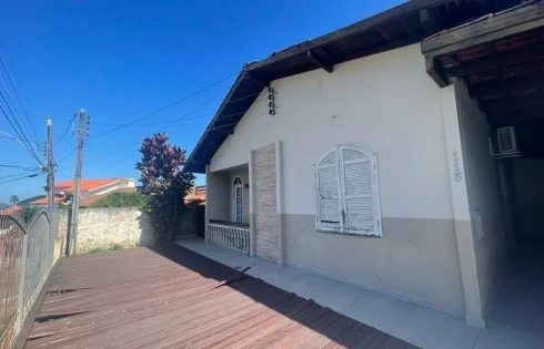Casa com 4 quartos em Ponta de Baixo, São José