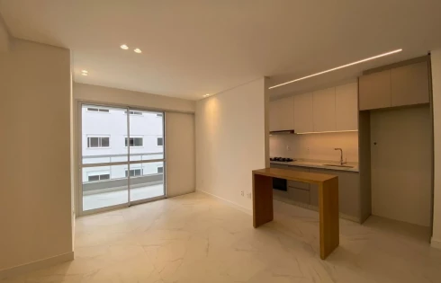 Apartamento com 2 quartos em Estreito, Florianópolis