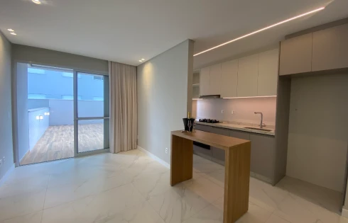Apartamento com 2 quartos em Estreito, Florianópolis