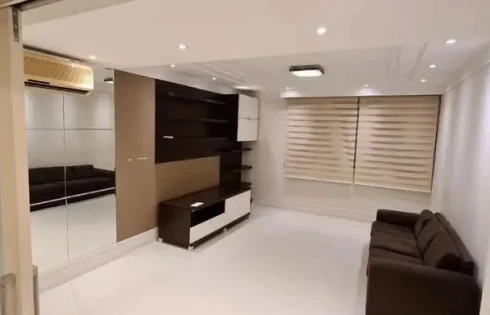 Apartamento com 2 quartos em Centro, Florianópolis