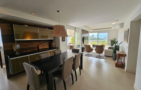 Apartamento com 3 quartos em Itacorubi, Florianópolis