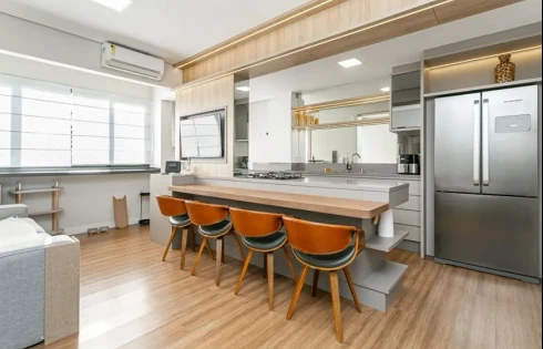 Apartamento com 2 quartos em Agronômica, Florianópolis
