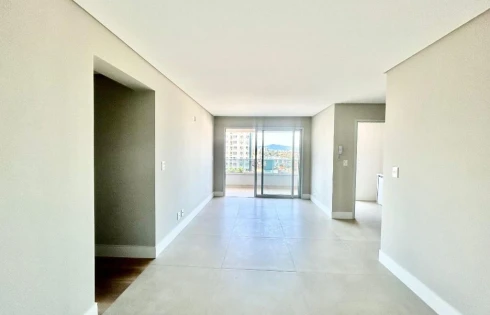 Apartamento com 2 quartos em Barreiros, São José