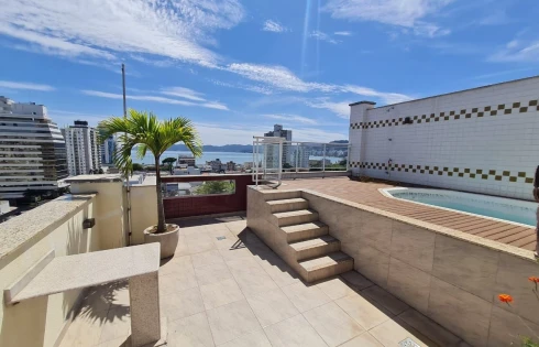 Cobertura com 4 quartos em Estreito, Florianópolis