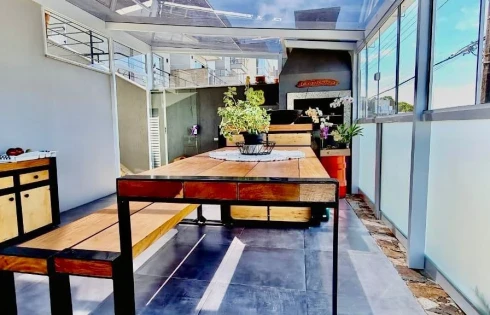 Casa com 3 quartos em Córrego Grande, Florianópolis