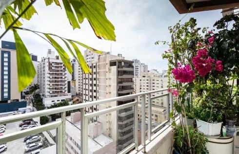 Apartamento com 3 quartos em Centro, Florianópolis