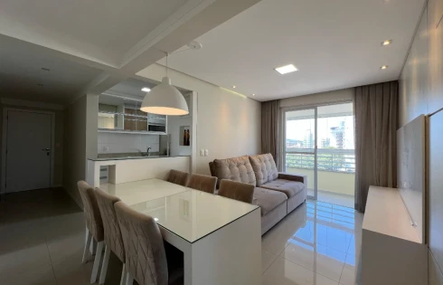 Apartamento com 3 quartos em Barreiros, São José
