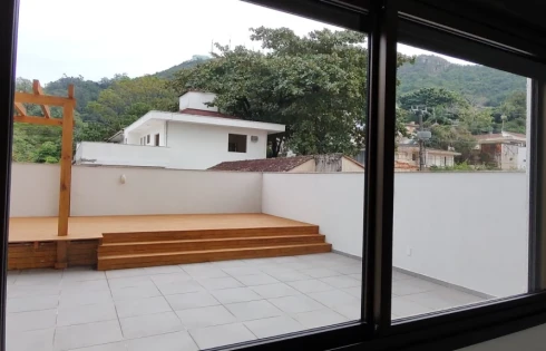 Apartamento com 2 quartos em Trindade, Florianópolis