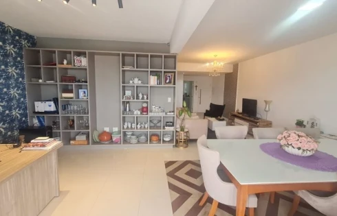 Apartamento com 2 quartos em Centro, Palhoça