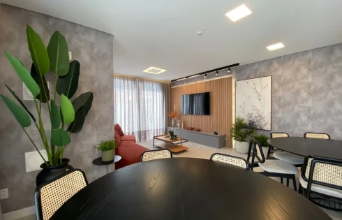 Apartamento com 3 quartos em Estreito, Florianópolis