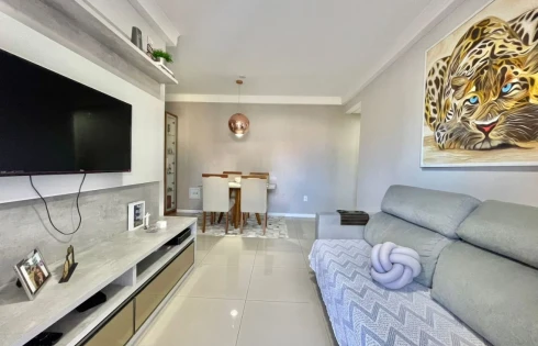 Apartamento com 2 quartos em Barreiros, São José