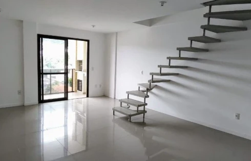 Apartamento com 2 quartos em Trindade, Florianópolis