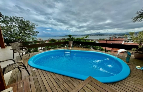 Casa com 4 quartos em Itaguaçu, Florianópolis