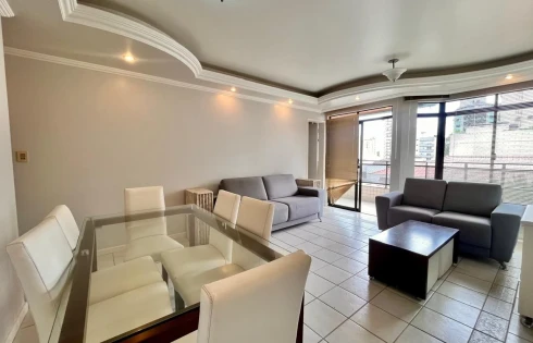 Apartamento com 3 quartos em Centro, Florianópolis