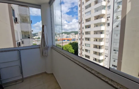 Apartamento com 2 quartos em Barreiros, São José