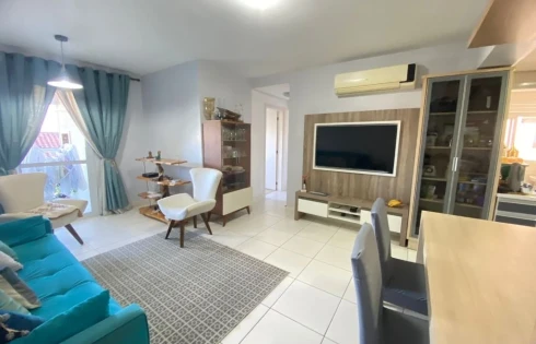 Apartamento com 3 quartos em Praia Comprida, São José