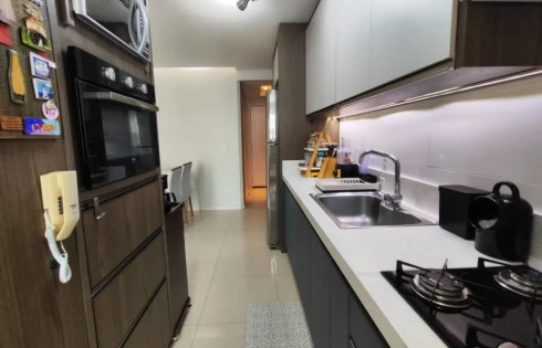 Apartamento com 3 quartos em Pedra Branca, Palhoça