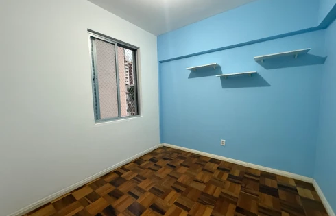 Apartamento com 2 quartos em Centro, Florianópolis