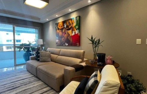 Apartamento com 3 quartos em Centro, Florianópolis