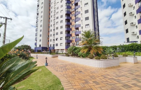 Apartamento com 2 quartos em Capoeiras, Florianópolis