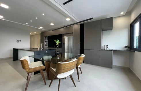Casa com 4 quartos em Centro, São José