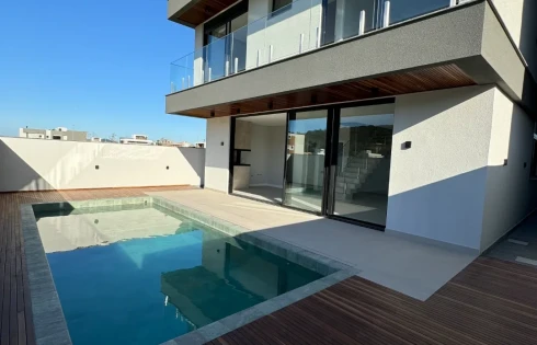 Casa com 3 quartos em Pedra Branca, Palhoça