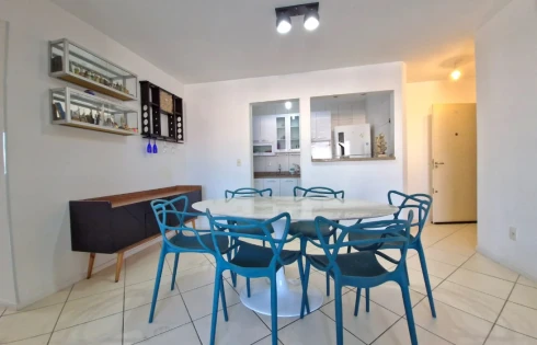 Apartamento com 3 quartos em Barreiros, São José