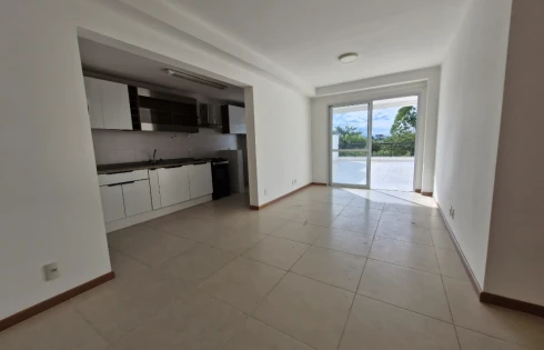 Apartamento com 2 quartos em Abraão, Florianópolis