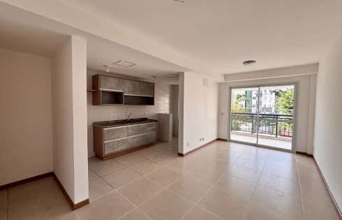 Apartamento com 2 quartos em Abraão, Florianópolis