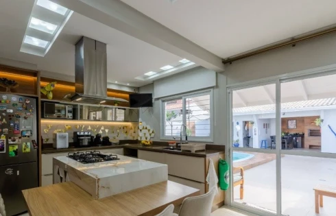 Casa com 3 quartos em Balneário, Florianópolis