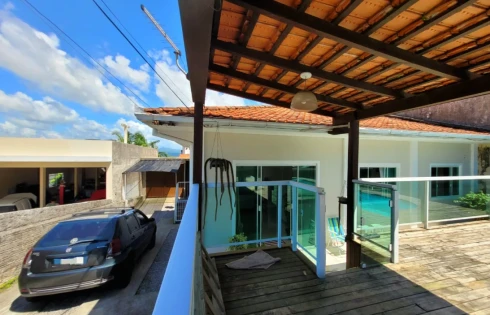 Casa com 5 quartos em Forquilhinha, São José
