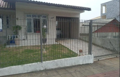 Casa com 4 quartos em Coloninha, Florianópolis