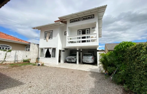 Casa com 4 quartos em Pagani, Palhoça
